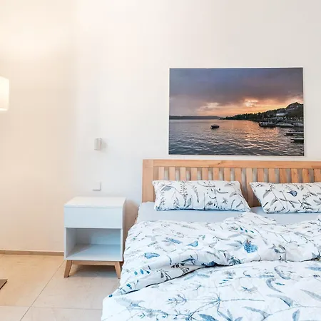 Apartment Am Mantelhafen Typ 1 *